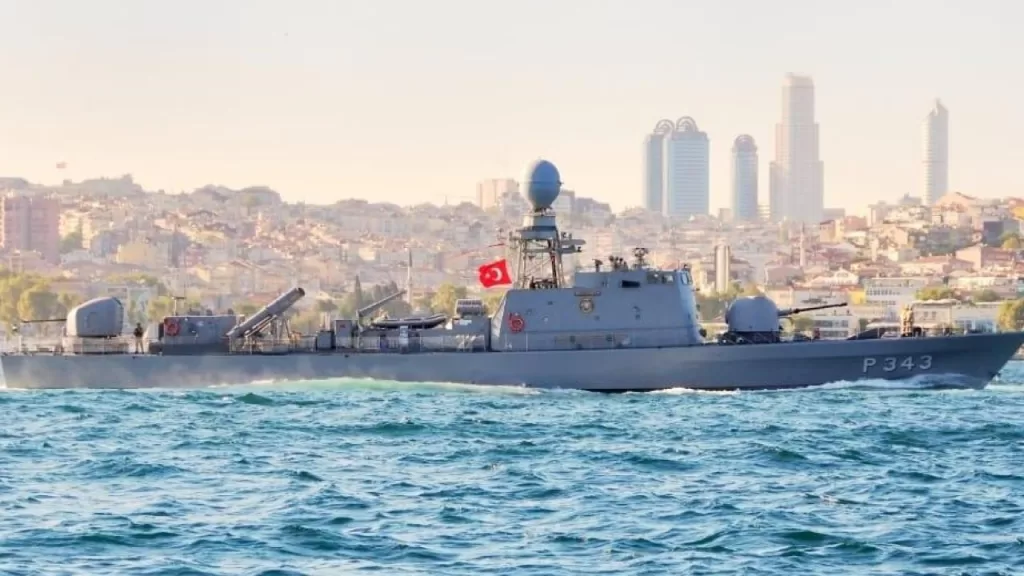 Türk Savaş Gemileri KKTC Limanlarında: Halk Ziyaret Edebilecek! Türk savaş gemileri
