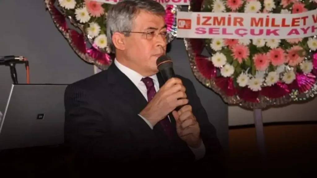 Selçuk Ayhan