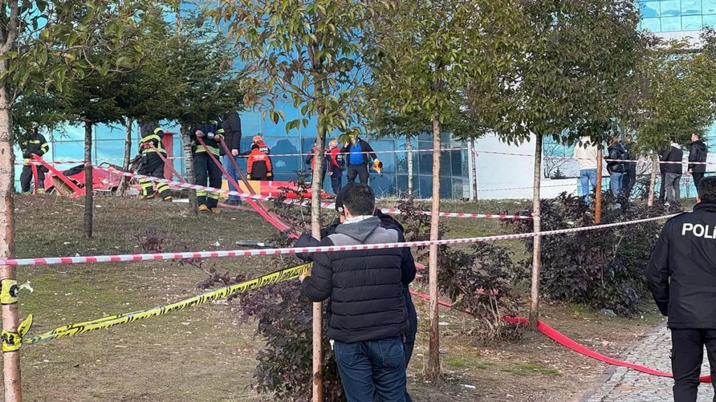 Muğla Eğitim ve Araştırma Hastanesi'ne Helikopter Çarptı: 4 Kişi Hayatını Kaybetti muğla
