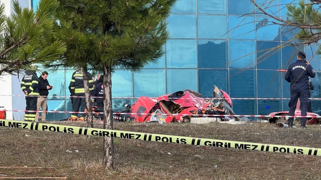 Muğla Eğitim ve Araştırma Hastanesi'ne Helikopter Çarptı: 4 Kişi Hayatını Kaybetti muğla